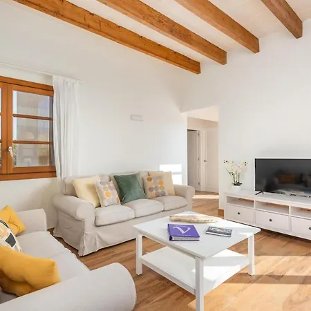 Villa Cala'n Blanes Sleeps 6 With Pool And Air Con *